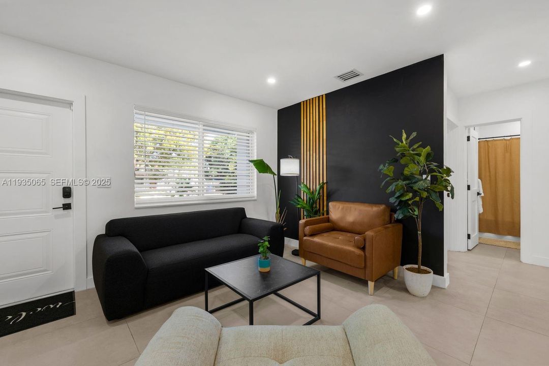 For Sale: $859,000 (4 beds, 2 baths, 1597 Square Feet)