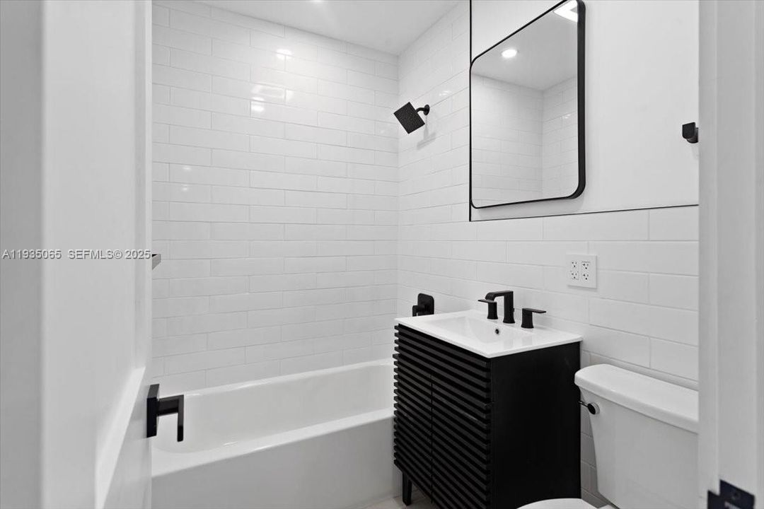 For Sale: $859,000 (4 beds, 2 baths, 1597 Square Feet)