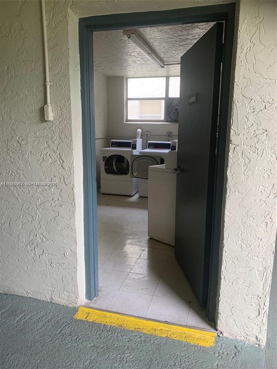 В аренду: $1,500 (1 спален, 1 ванн, 810 Квадратных фут)