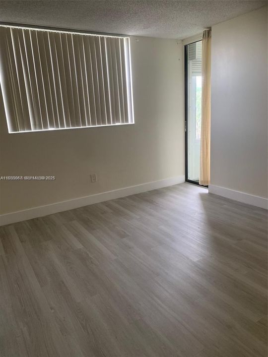 В аренду: $1,500 (1 спален, 1 ванн, 810 Квадратных фут)