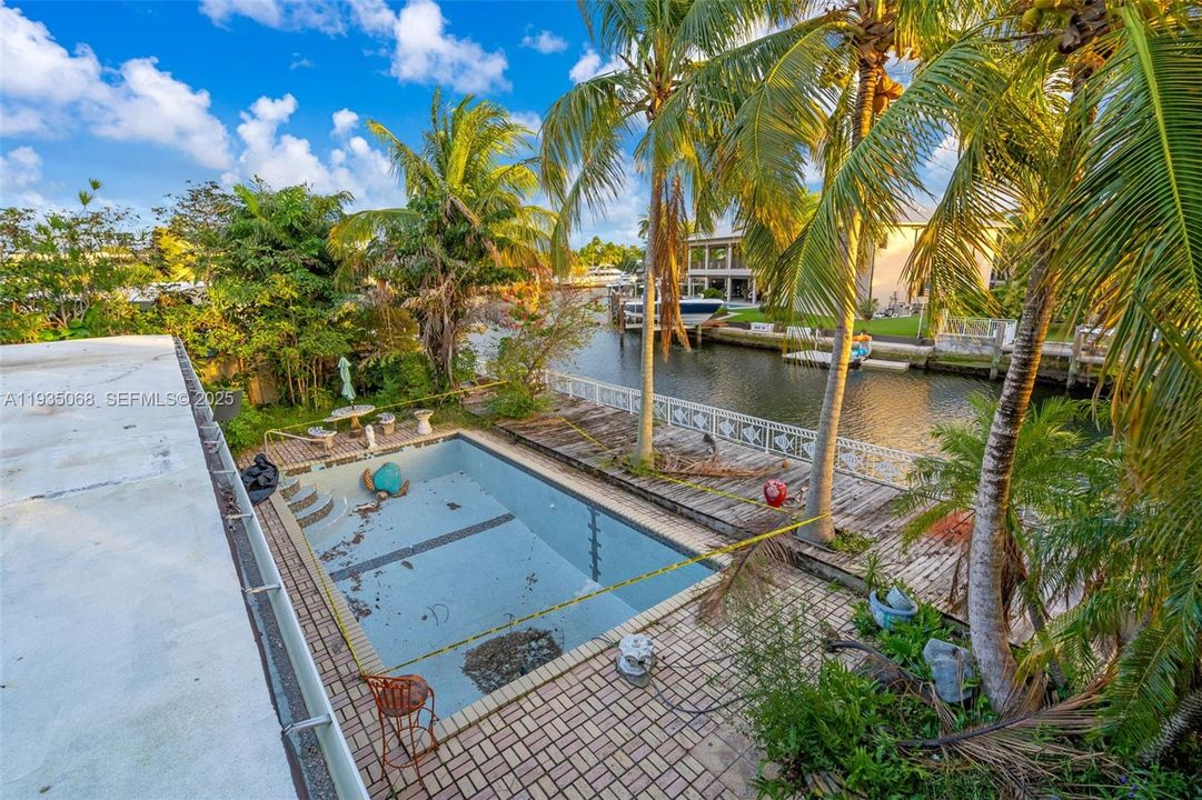 待售: $2,650,000 (2 贝兹, 3 浴室, 2472 平方英尺)