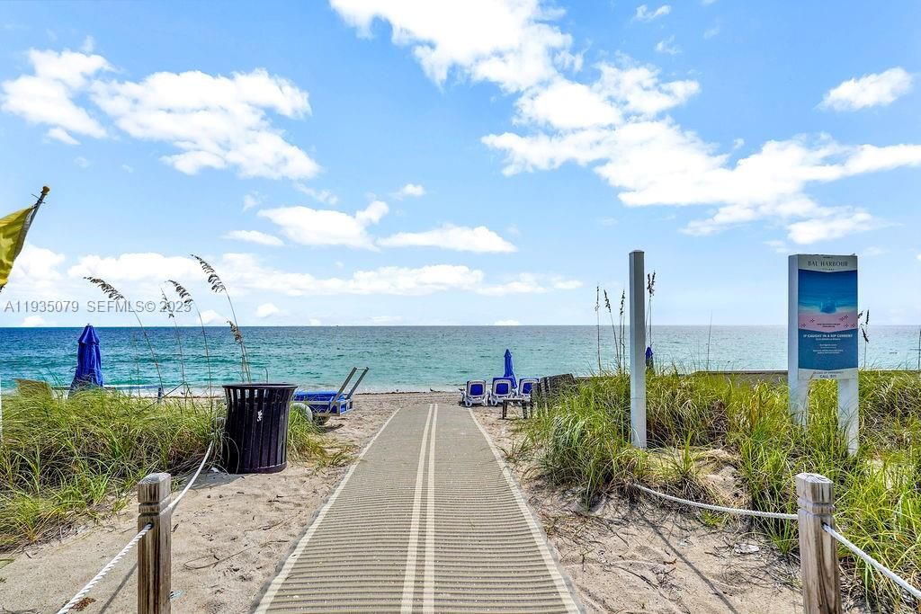 На продажу: $2,800,000 (3 спален, 3 ванн, 2540 Квадратных фут)