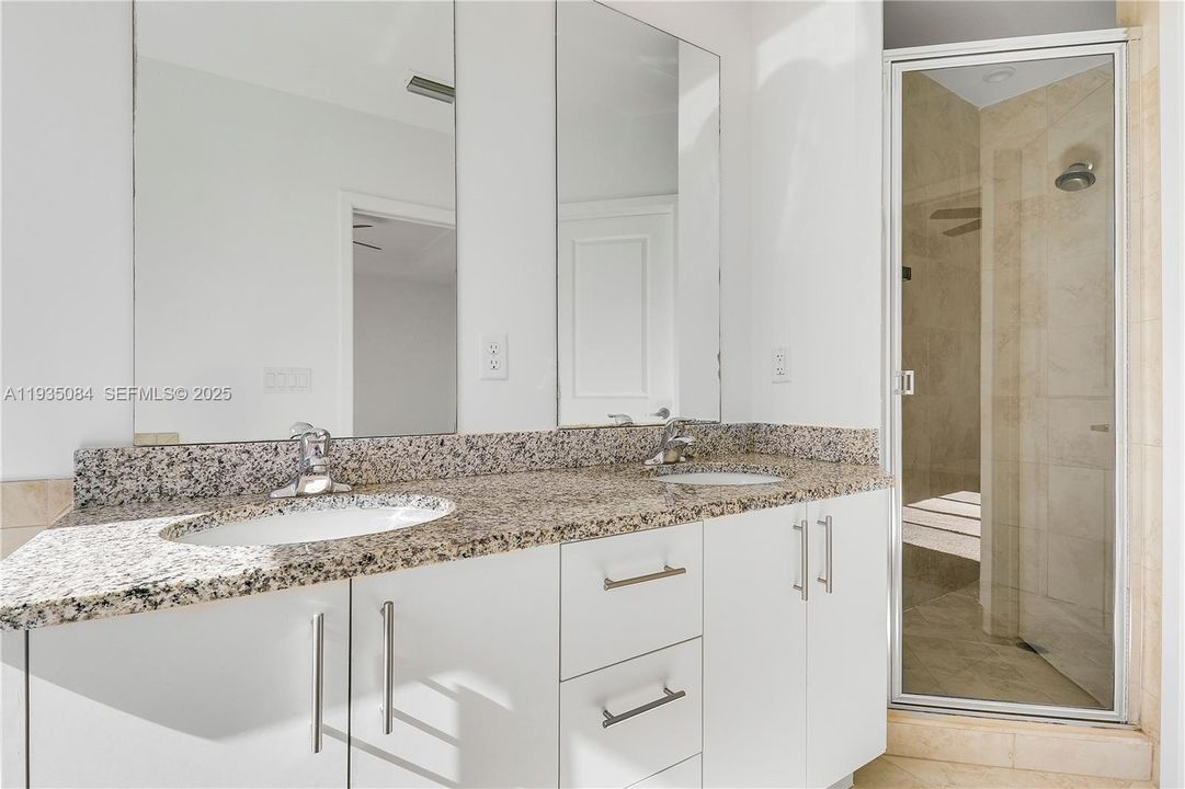 Primary Bathroom With Dual Sinks & Separate Shower