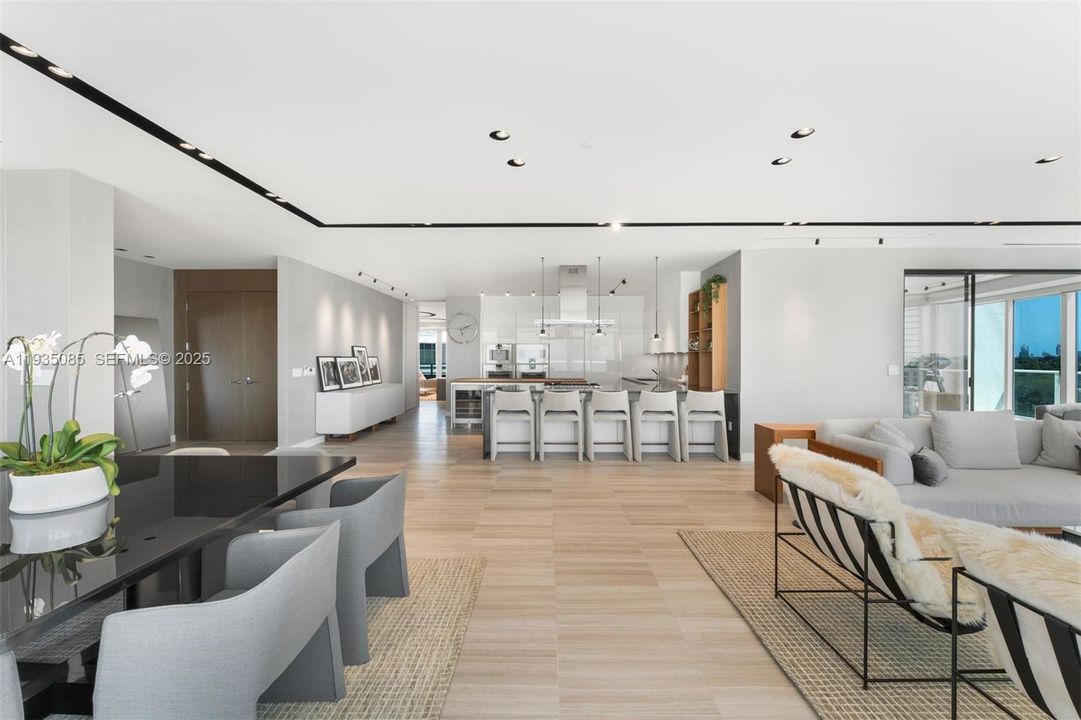 For Rent: $49,500 (4 beds, 4 baths, 4204 Square Feet)