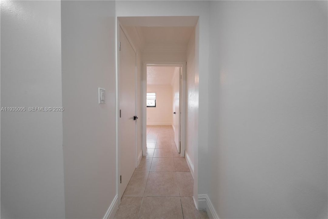 出租: $1,500 (1 贝兹, 1 浴室, 500 平方英尺)