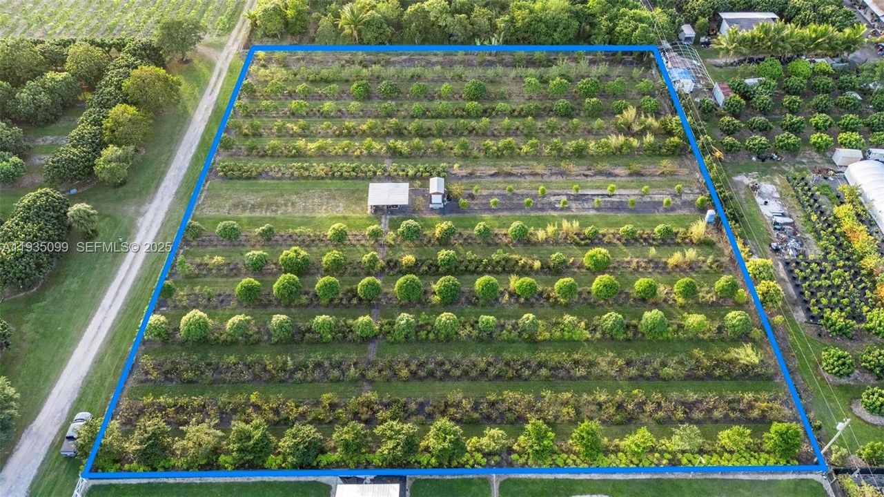 For Sale: $499,000 (2.50 acres)