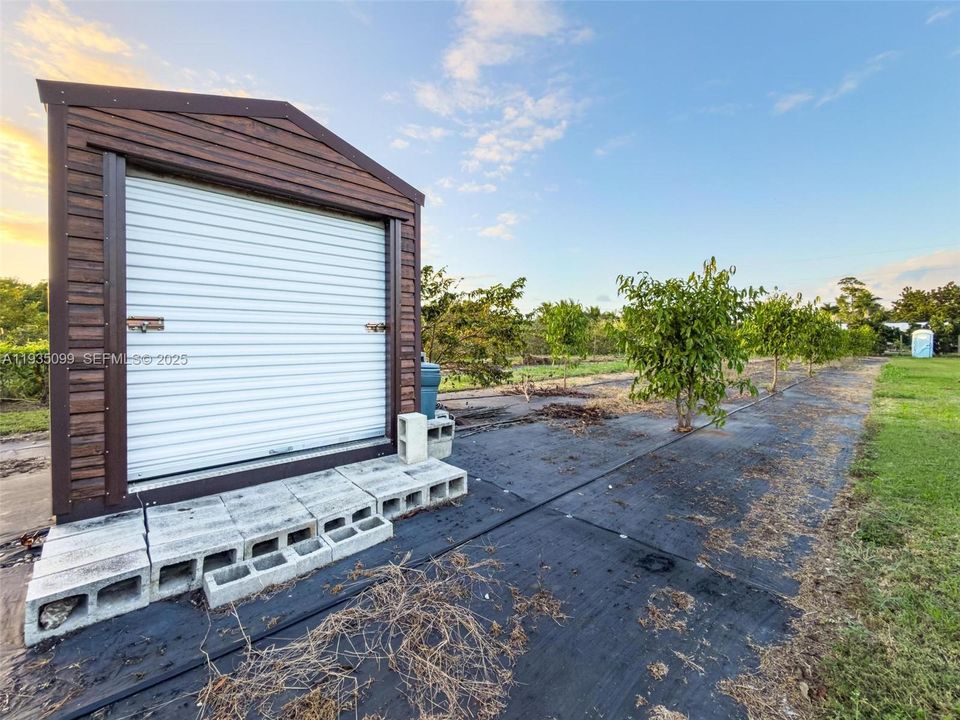 For Sale: $499,000 (2.50 acres)