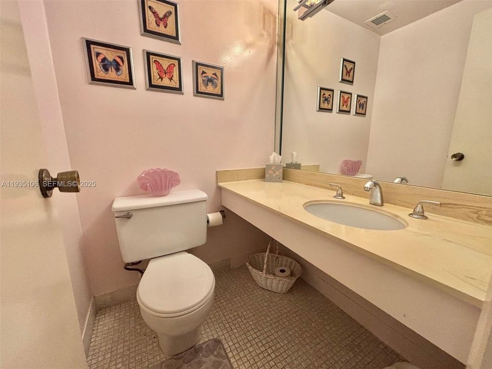 Powder room