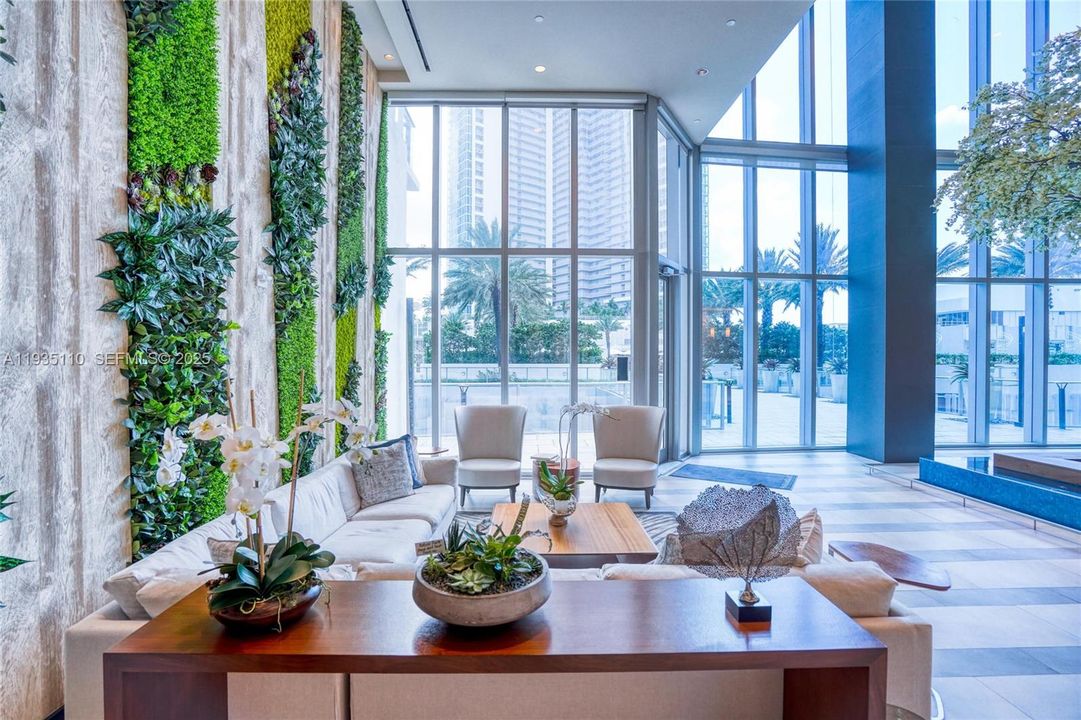 На продажу: $1,100,000 (2 спален, 3 ванн, 1560 Квадратных фут)