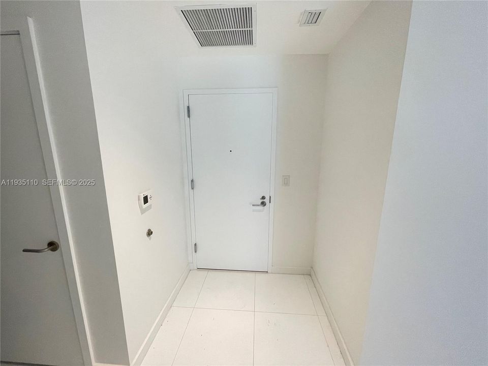 На продажу: $1,100,000 (2 спален, 3 ванн, 1560 Квадратных фут)