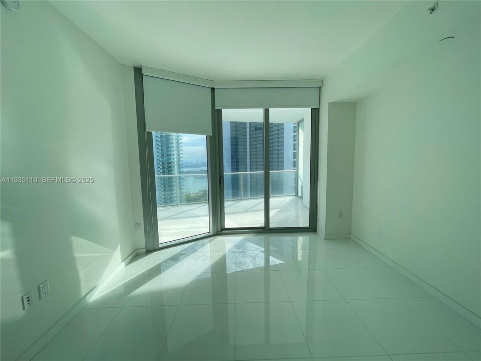 На продажу: $1,100,000 (2 спален, 3 ванн, 1560 Квадратных фут)