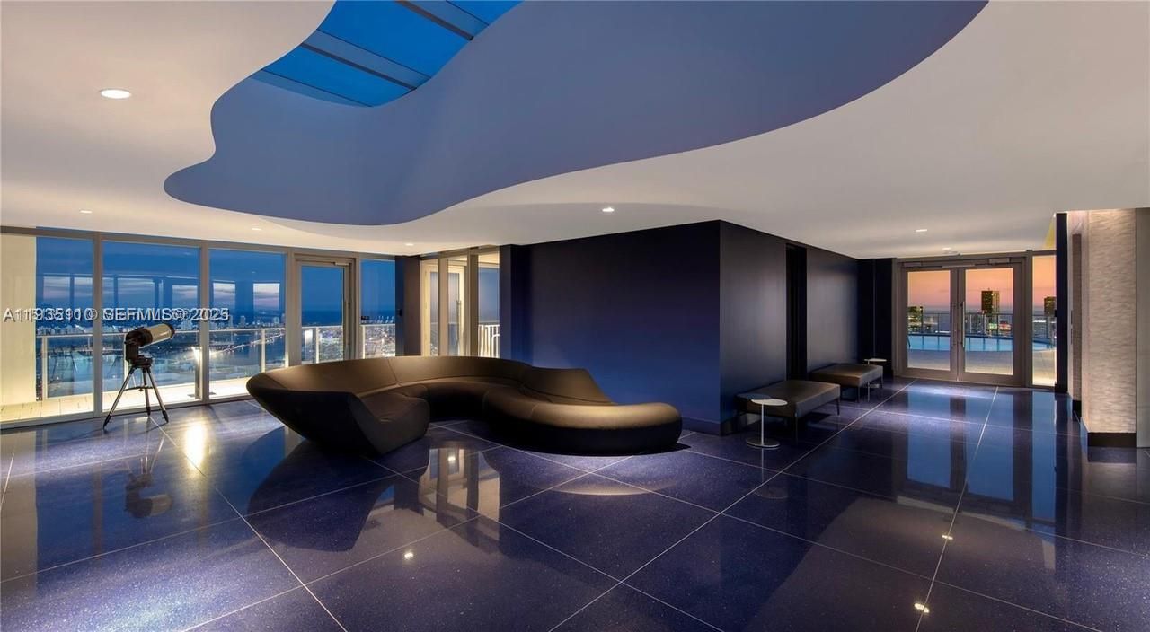 На продажу: $1,100,000 (2 спален, 3 ванн, 1560 Квадратных фут)