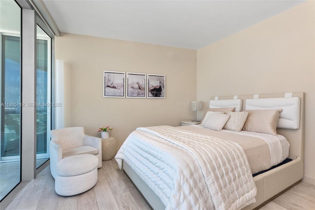 For Sale: $11,995,000 (3 beds, 3 baths, 3365 Square Feet)