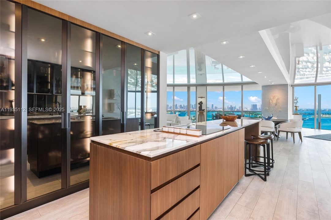 For Sale: $11,995,000 (3 beds, 3 baths, 3365 Square Feet)