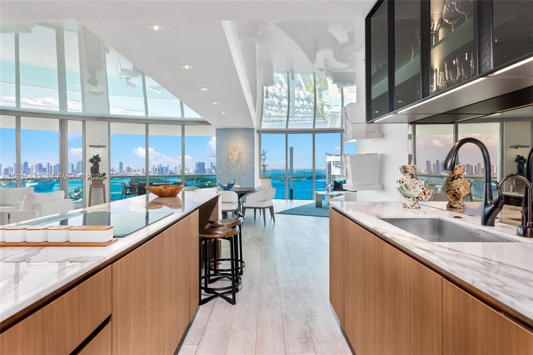 For Sale: $11,995,000 (3 beds, 3 baths, 3365 Square Feet)