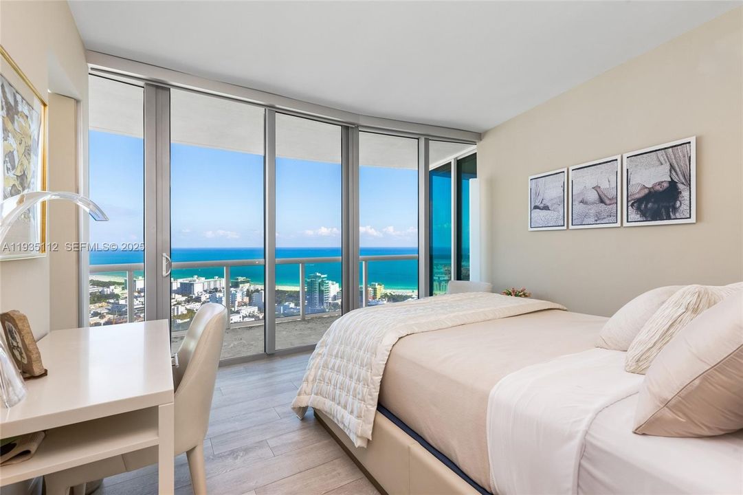 For Sale: $11,995,000 (3 beds, 3 baths, 3365 Square Feet)