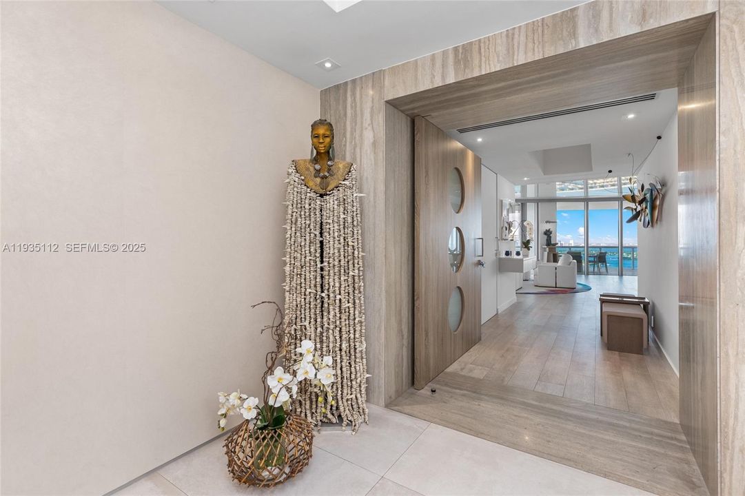 For Sale: $11,995,000 (3 beds, 3 baths, 3365 Square Feet)