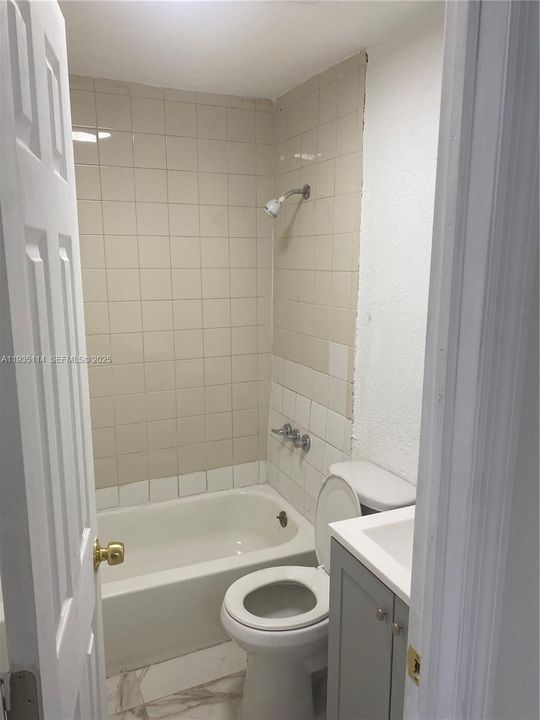 出租: $2,650 (3 贝兹, 2 浴室, 1121 平方英尺)