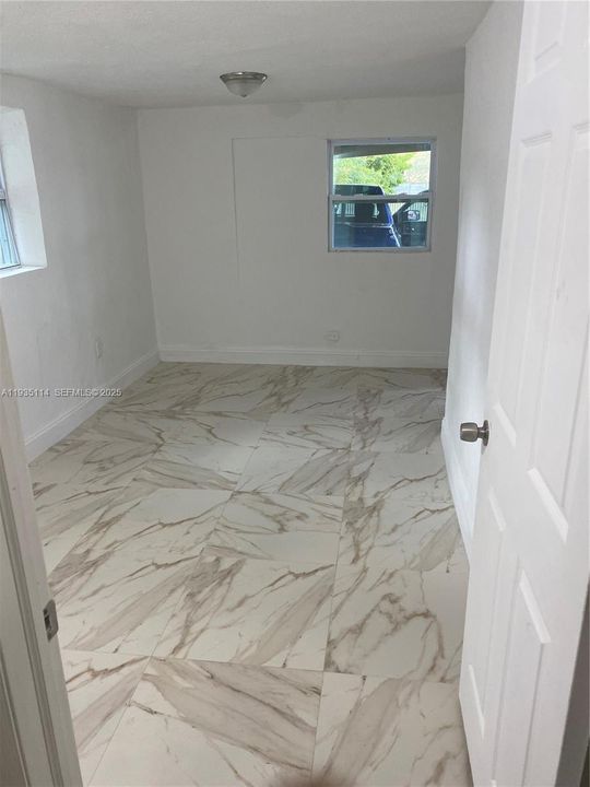 出租: $2,650 (3 贝兹, 2 浴室, 1121 平方英尺)