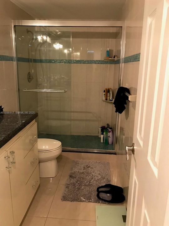 出租: $2,900 (2 贝兹, 2 浴室, 1537 平方英尺)