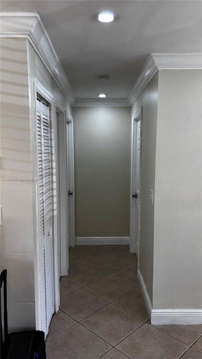 出租: $3,349 (3 贝兹, 1 浴室, 0 平方英尺)