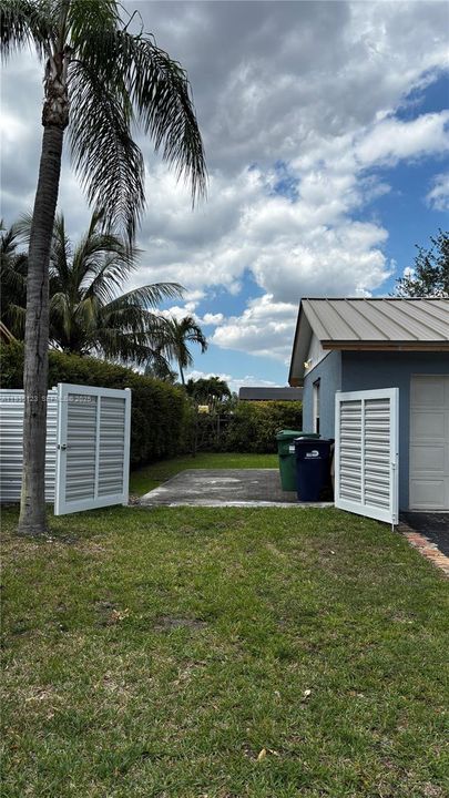 出租: $3,349 (3 贝兹, 1 浴室, 0 平方英尺)