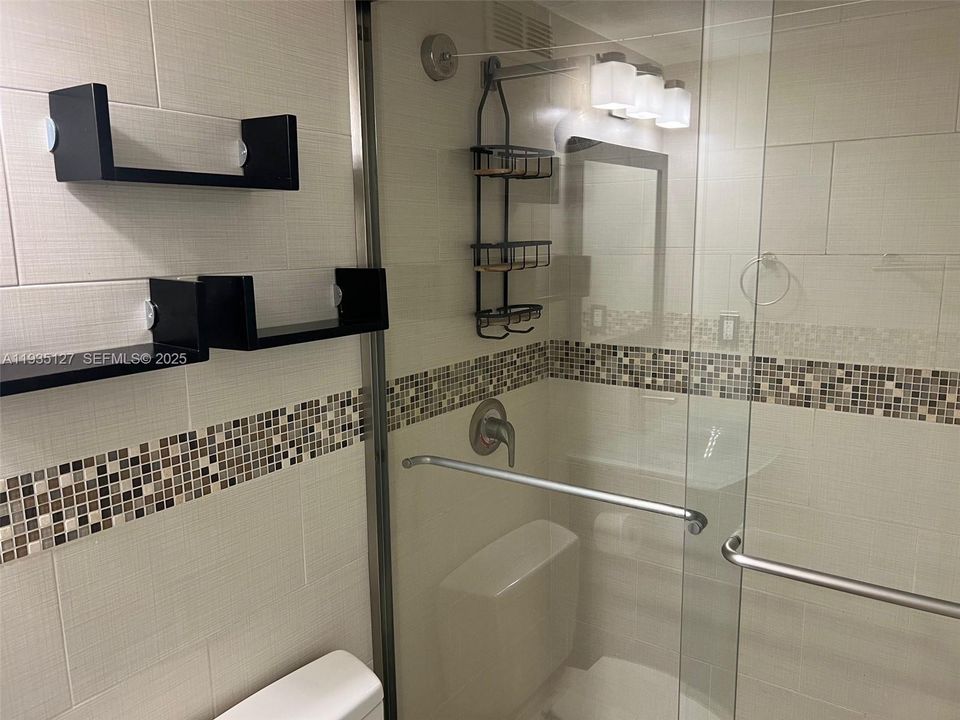 For Rent: $2,650 (0 beds, 1 baths, 482 Square Feet)