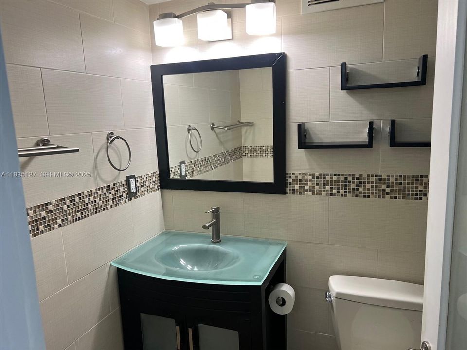 For Rent: $2,650 (0 beds, 1 baths, 482 Square Feet)