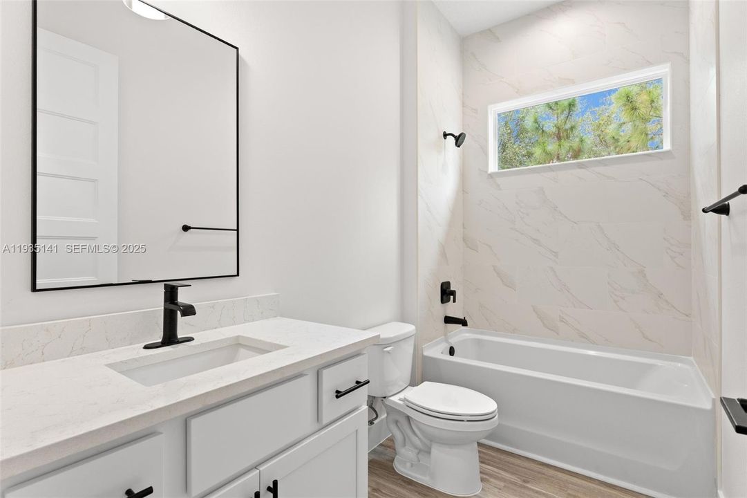 En Venta: $385,900 (3 camas, 2 baños, 1910 Pies cuadrados)