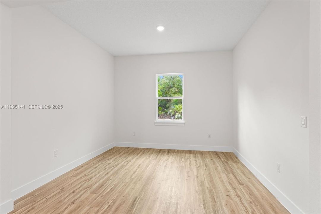 En Venta: $385,900 (3 camas, 2 baños, 1910 Pies cuadrados)