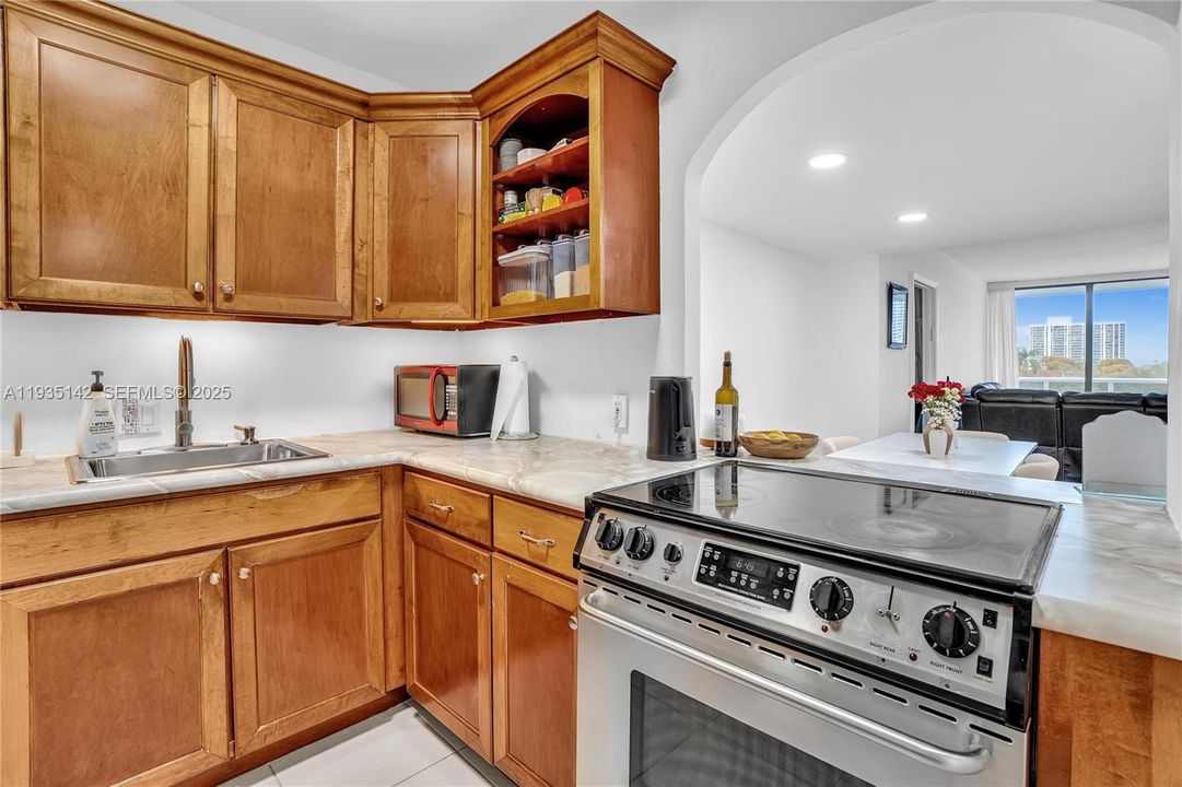 出租: $2,650 (2 贝兹, 2 浴室, 1079 平方英尺)