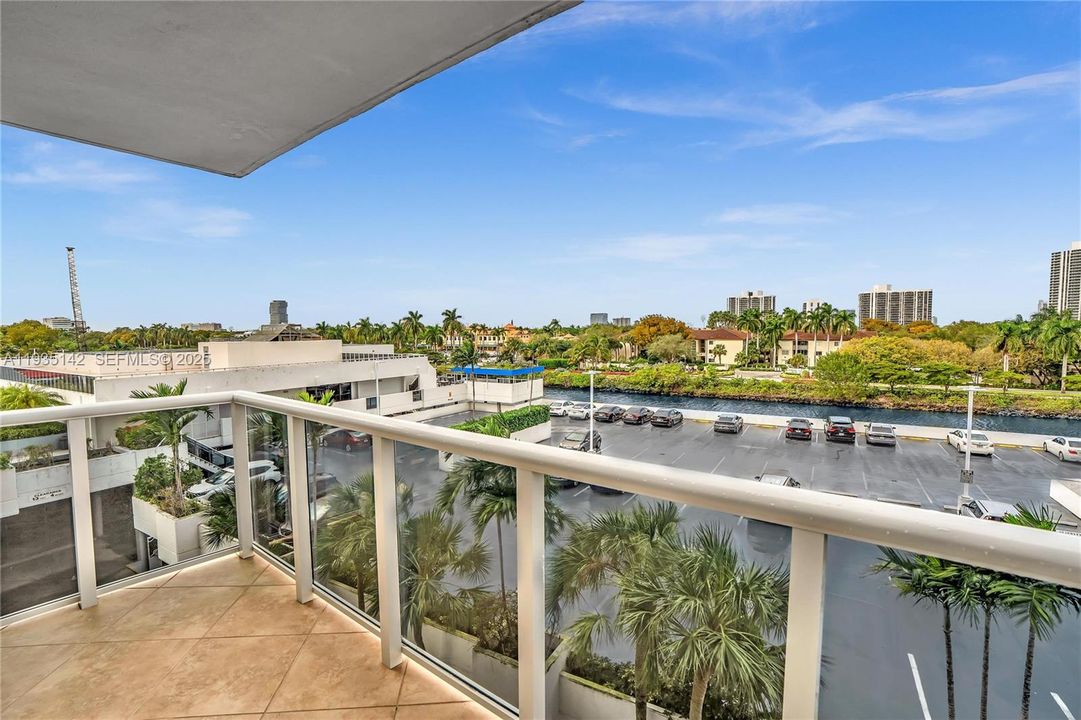 出租: $2,650 (2 贝兹, 2 浴室, 1079 平方英尺)