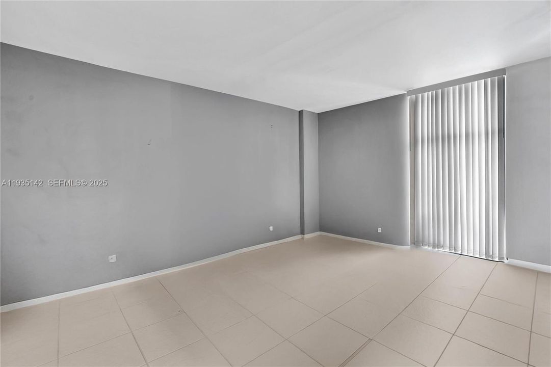 出租: $2,650 (2 贝兹, 2 浴室, 1079 平方英尺)