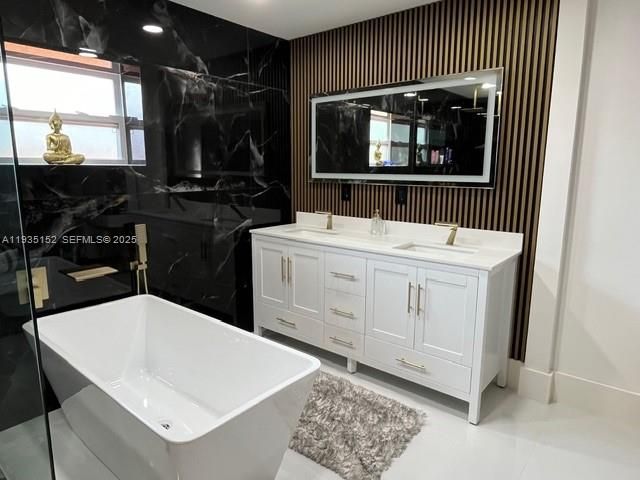 На продажу: $860,000 (4 спален, 3 ванн, 1842 Квадратных фут)