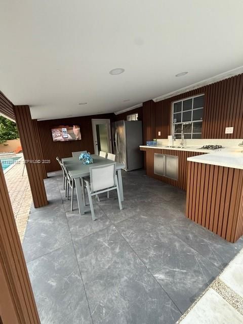 На продажу: $860,000 (4 спален, 3 ванн, 1842 Квадратных фут)