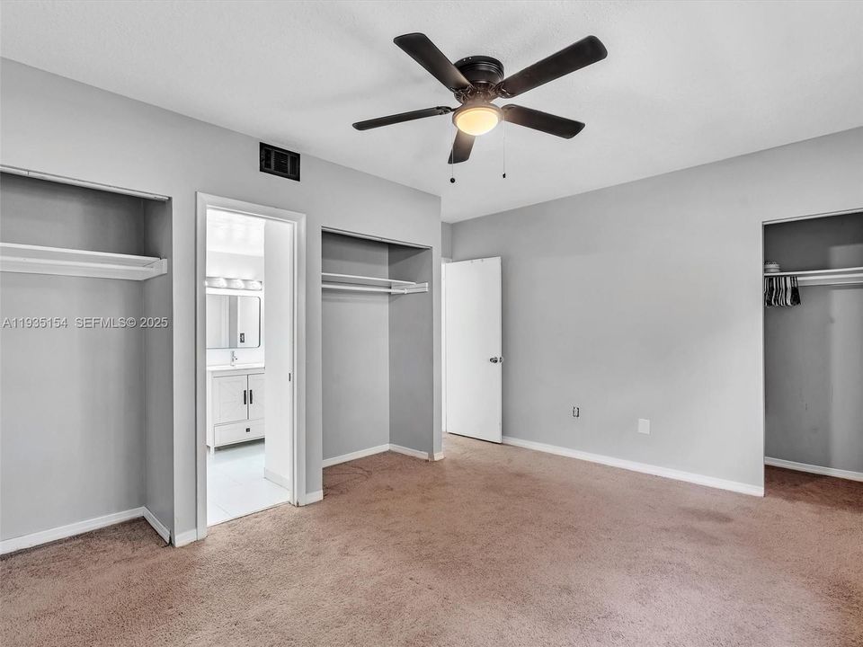 For Sale: $314,999 (3 beds, 2 baths, 1188 Square Feet)