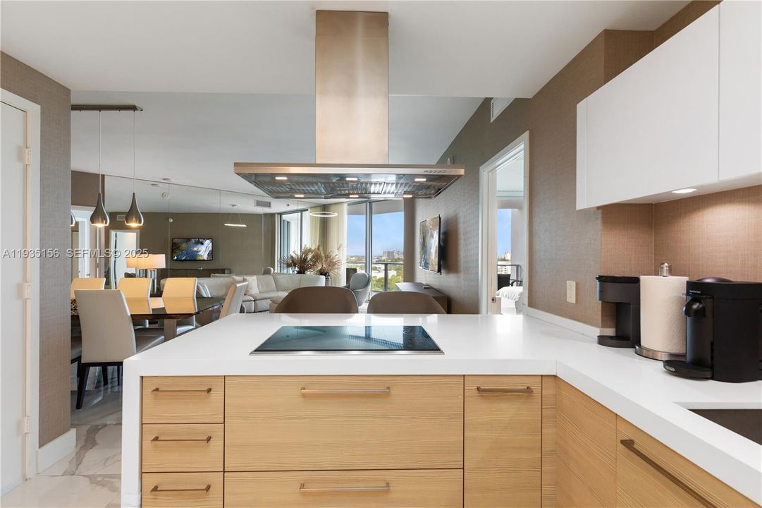 На продажу: $1,075,000 (3 спален, 3 ванн, 0 Квадратных фут)