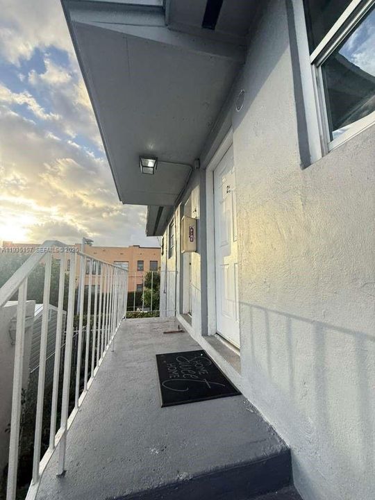 В аренду: $1,500 (1 спален, 1 ванн, 613 Квадратных фут)