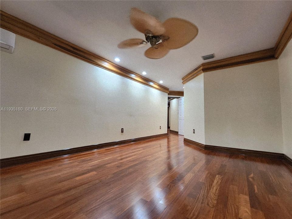 В аренду: $6,500 (3 спален, 2 ванн, 1780 Квадратных фут)