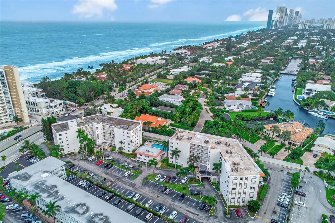 For Rent: $1,900 (1 beds, 1 baths, 850 Square Feet)