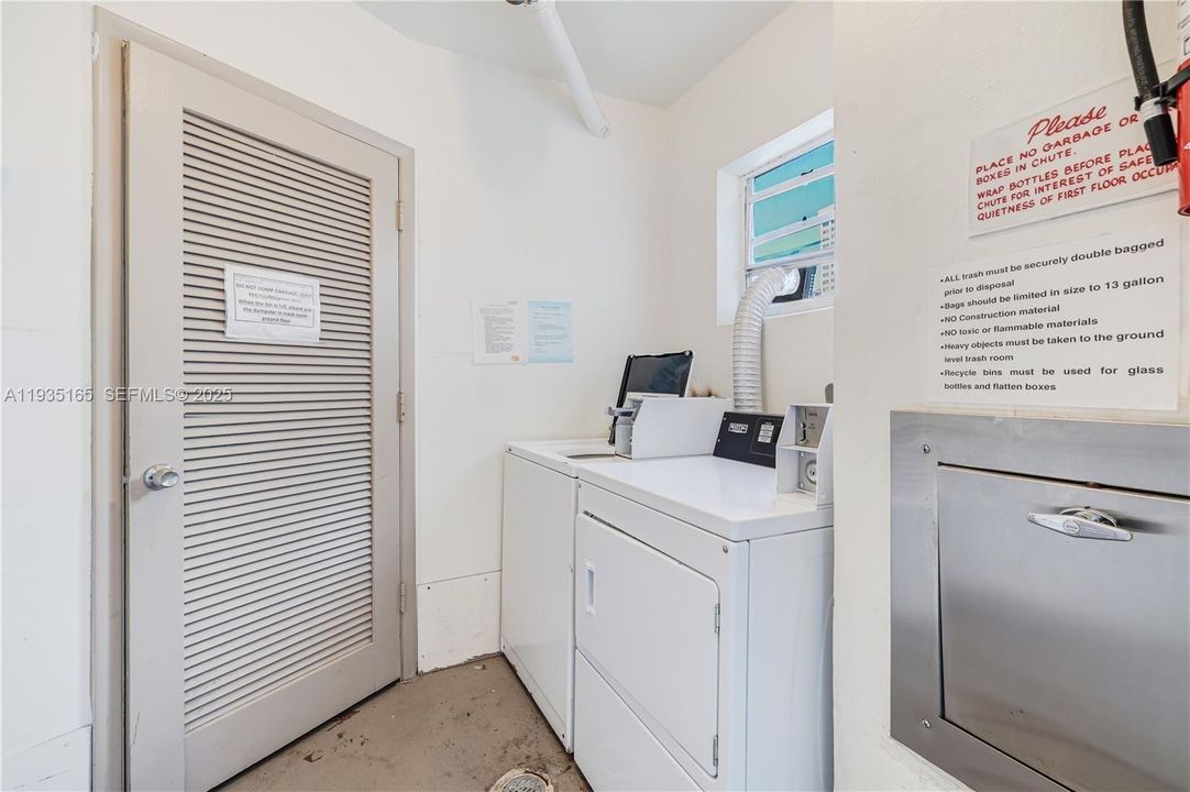 For Rent: $1,900 (1 beds, 1 baths, 850 Square Feet)