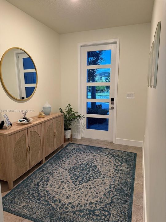 For Rent: $3,900 (4 beds, 3 baths, 1908 Square Feet)