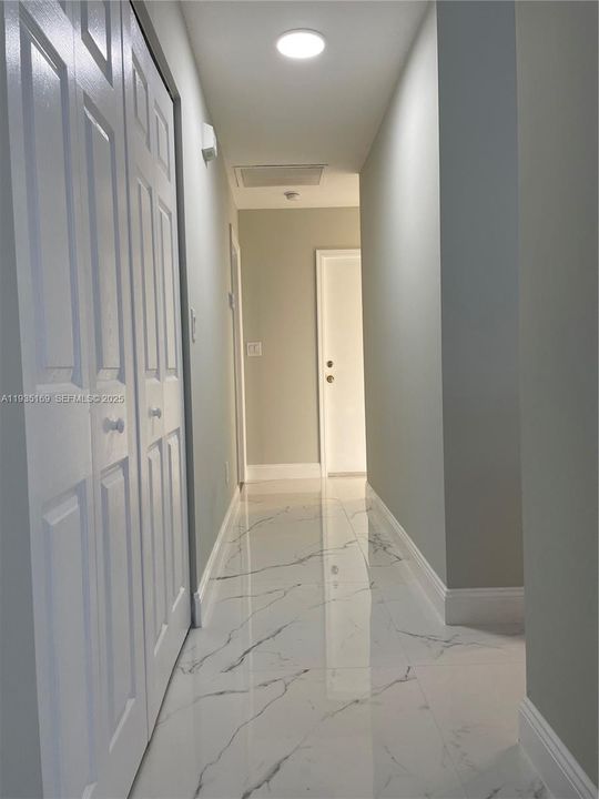 В аренду: $3,650 (3 спален, 2 ванн, 1418 Квадратных фут)