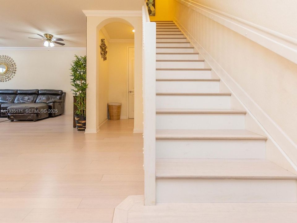 出租: $3,500 (3 贝兹, 2 浴室, 1835 平方英尺)