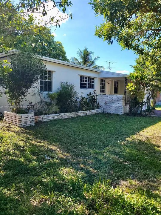 En Renta: $3,500 (3 camas, 1 baños, 1153 Pies cuadrados)