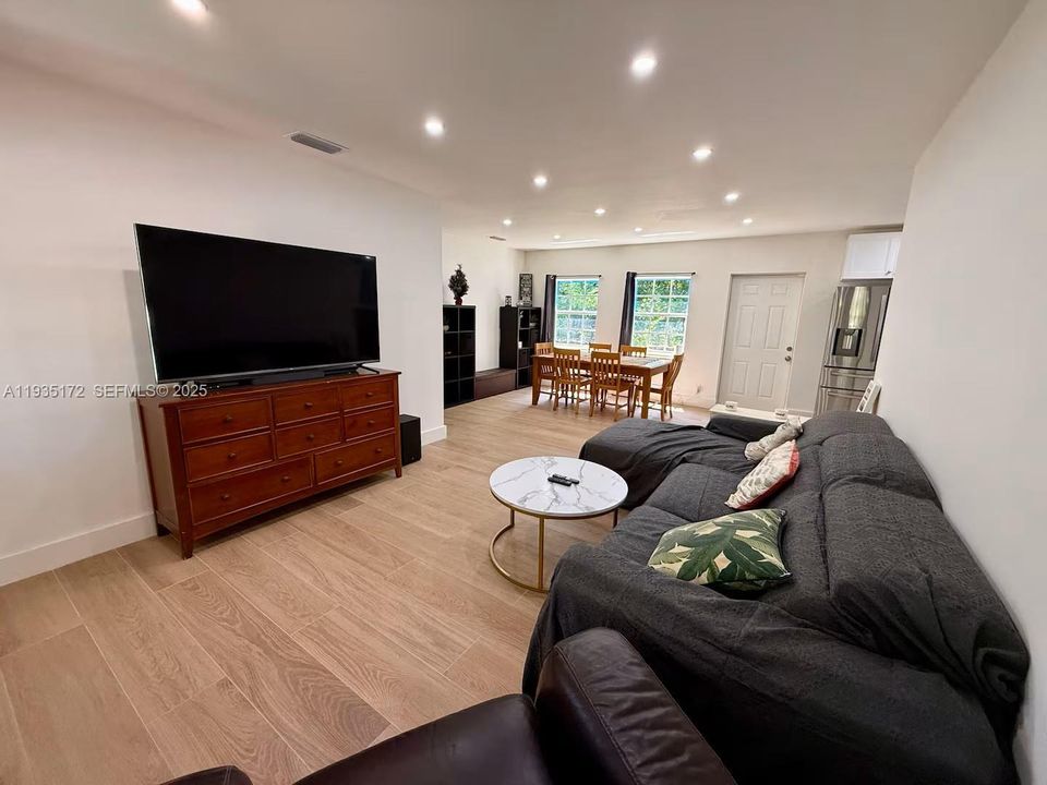 En Renta: $3,500 (3 camas, 1 baños, 1153 Pies cuadrados)