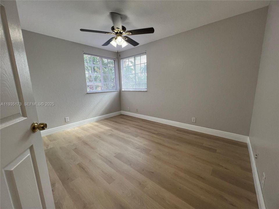 For Rent: $5,000 (3 beds, 2 baths, 2047 Square Feet)