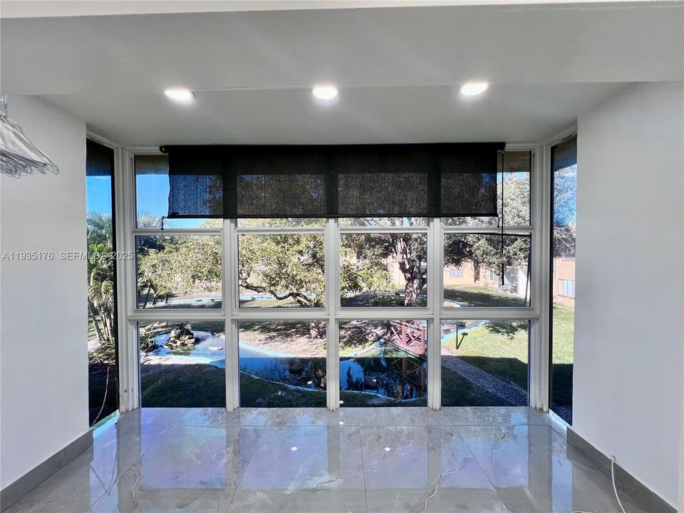 出租: $2,300 (2 贝兹, 2 浴室, 1060 平方英尺)