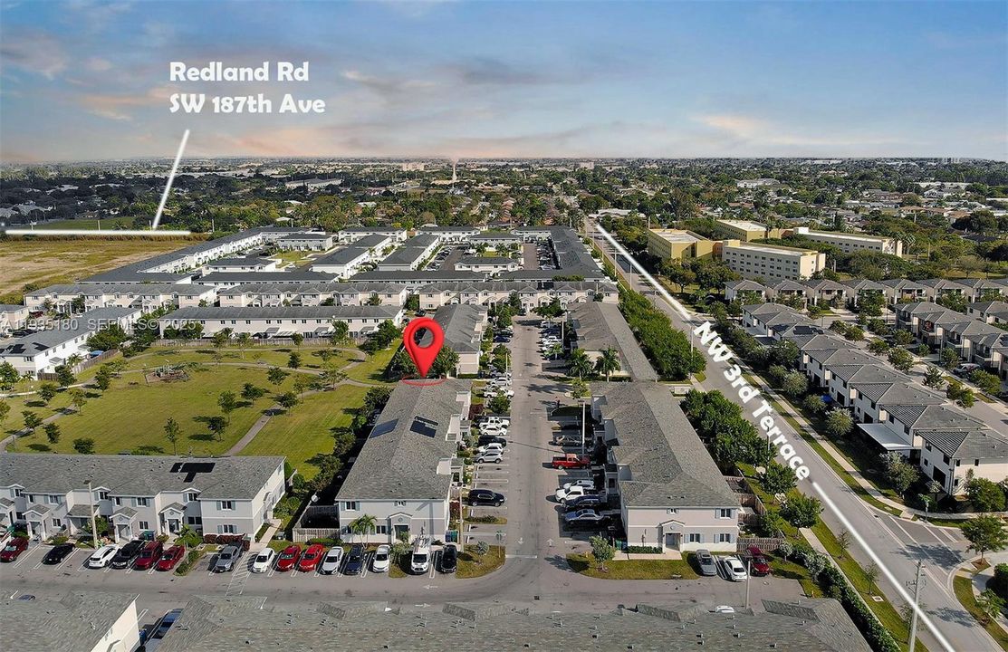 En Venta: $395,000 (4 camas, 3 baños, 1730 Pies cuadrados)