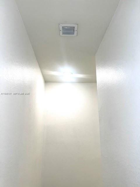 出租: $2,850 (3 贝兹, 2 浴室, 1394 平方英尺)